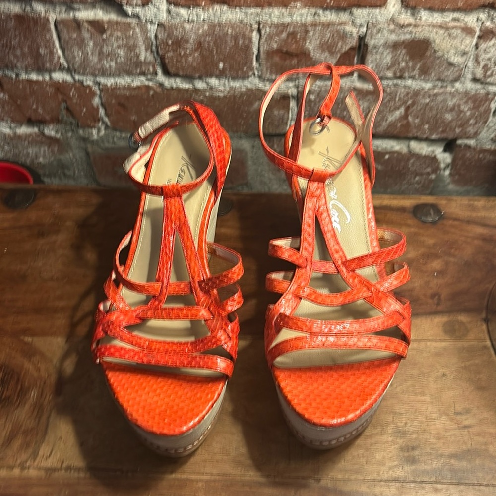 Kenneth Cole - Wedge, strappy sandal